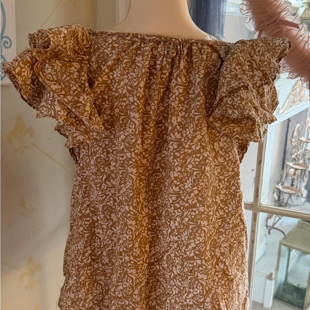 Universal Thread Brown Floral Ruffle Sleeve Top - Picture 2 of 3